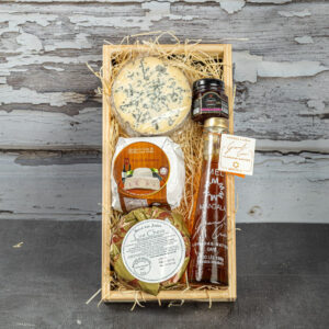 CESTA 1 - 3 QUEIJOS CREMOSOS + MEL ESPECIAL + GELÉIA